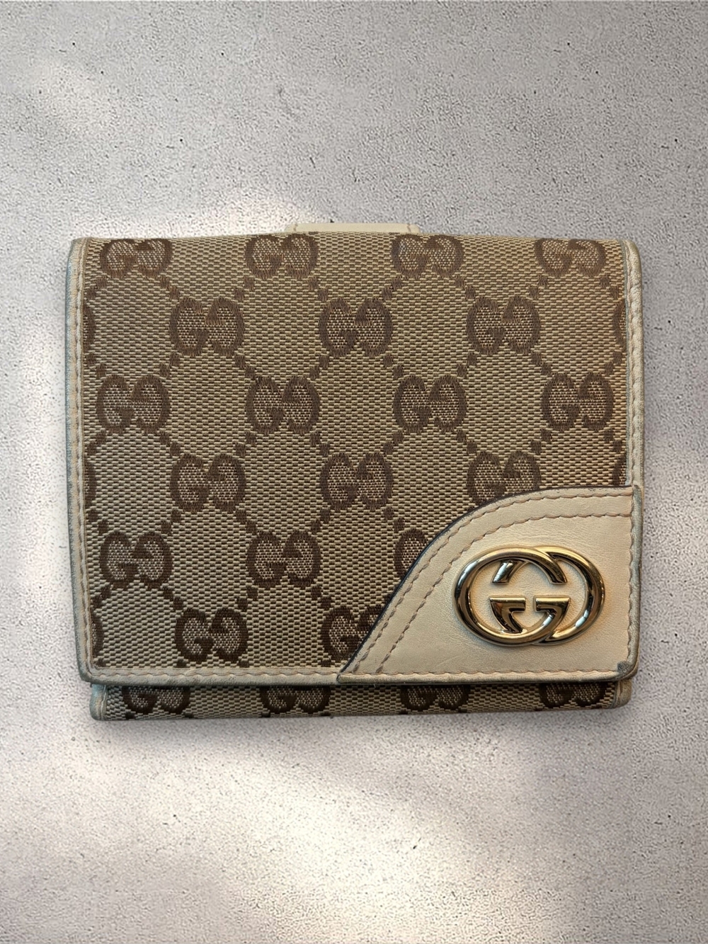 Authentic Gucci Britt GG Canvas Cream Leather Interlocking G Bifold Wallet